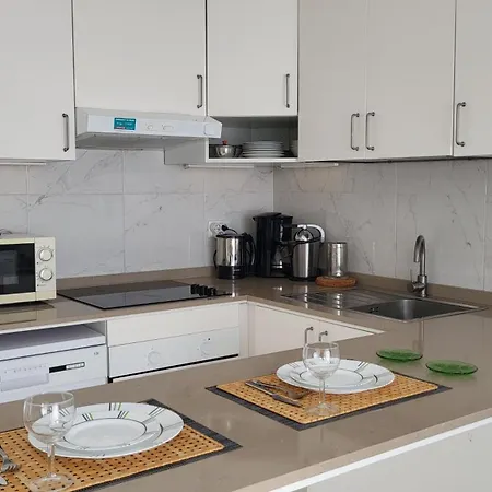 Fantastic Flat With Ocean View Lägenhet